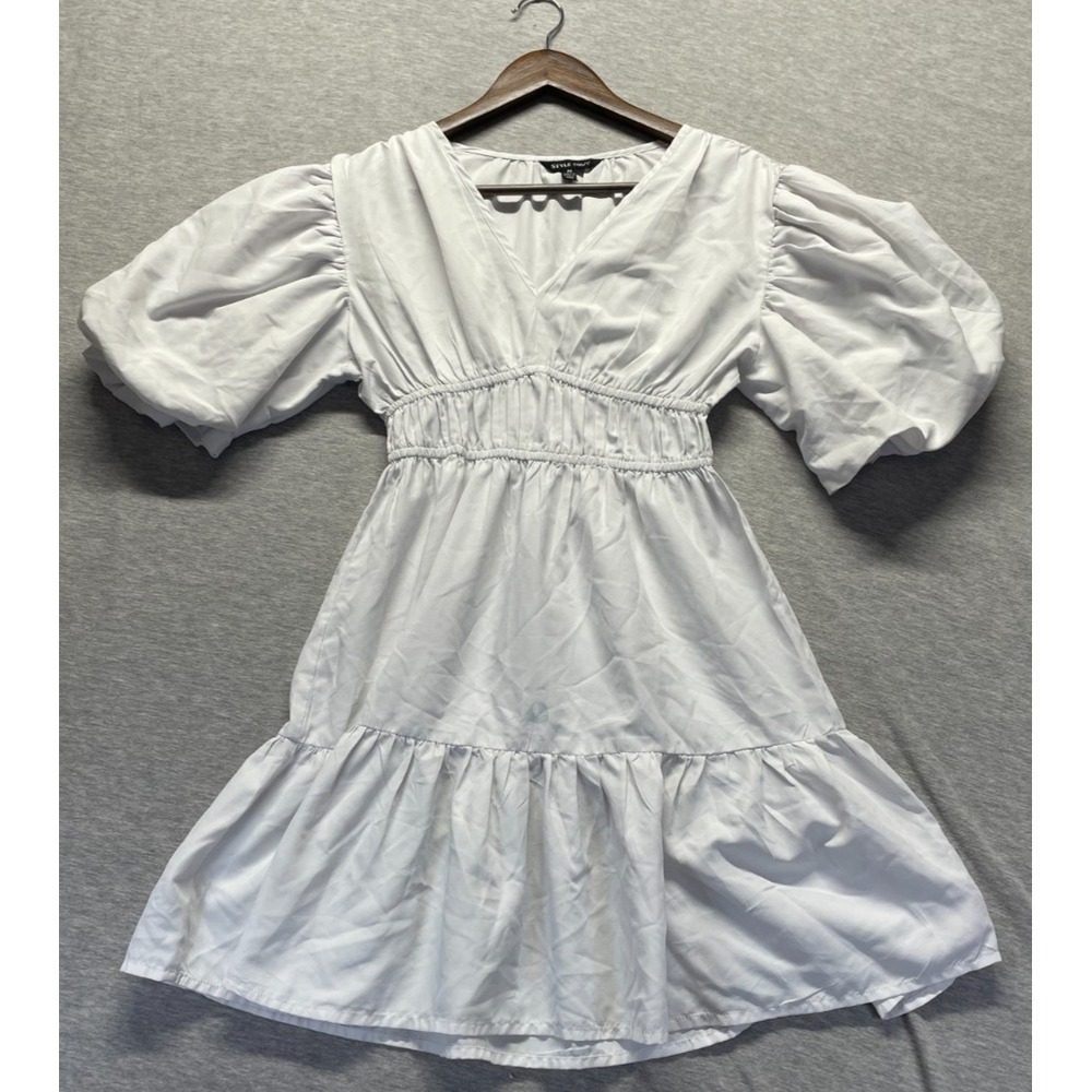 Style Envy Tiered Fit & Flare Dress Women Medium White Smocked Waist Puff Sleeve